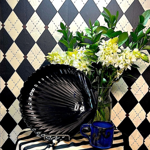 Vintage Arcoroc France Coquillage Black Glass Oyster-Shaped Serving Platter| 13” - Picture 7 of 10